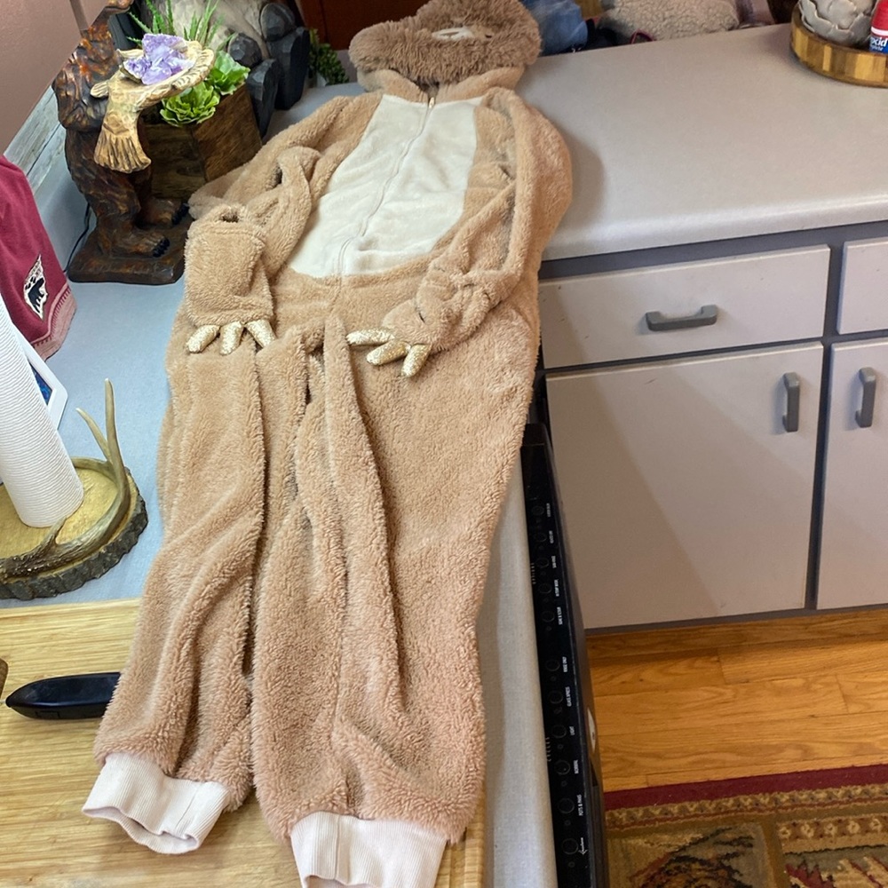 NWOT onesie pjs, M